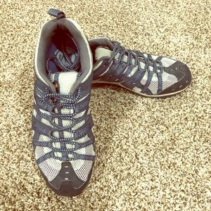 Merrell hiking shoes - (USED)